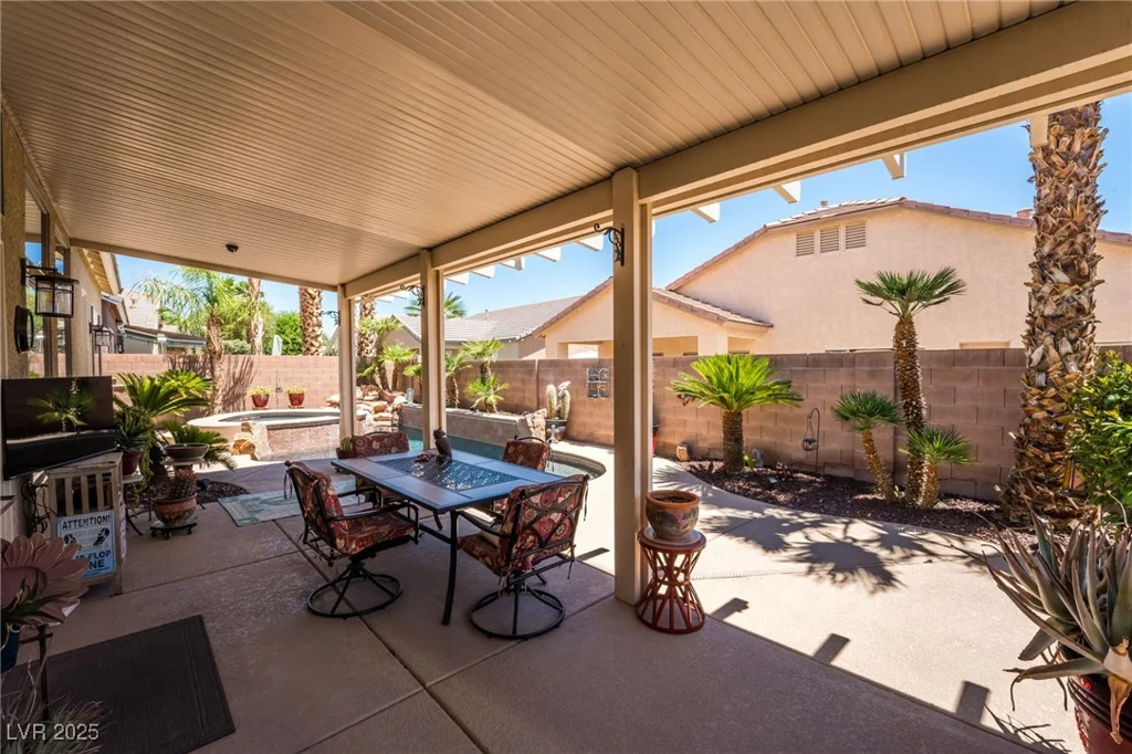 7540 Flowing Stream, Las Vegas, NV 89131