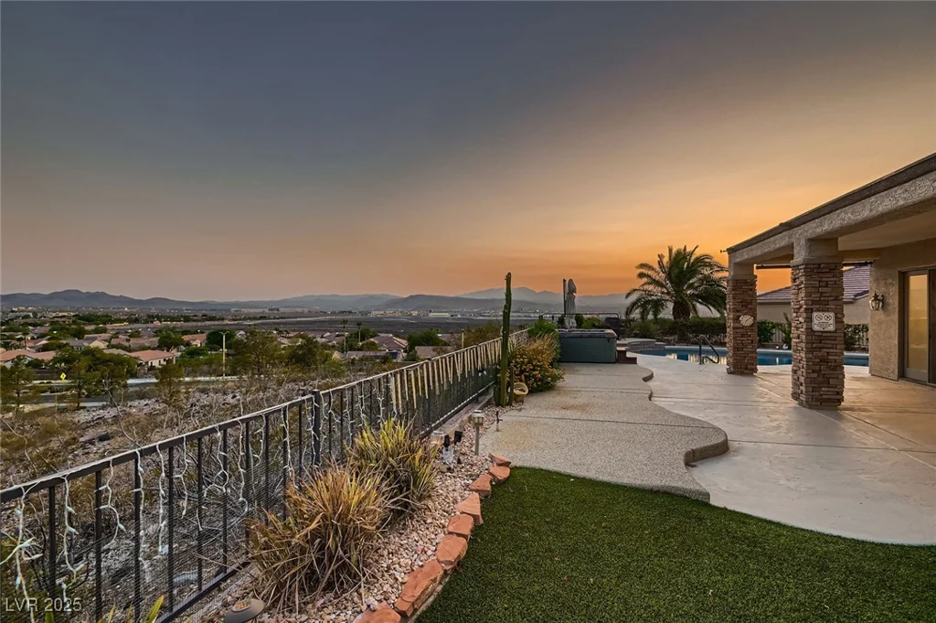 3058 Sumter Valley, Henderson, NV 89052