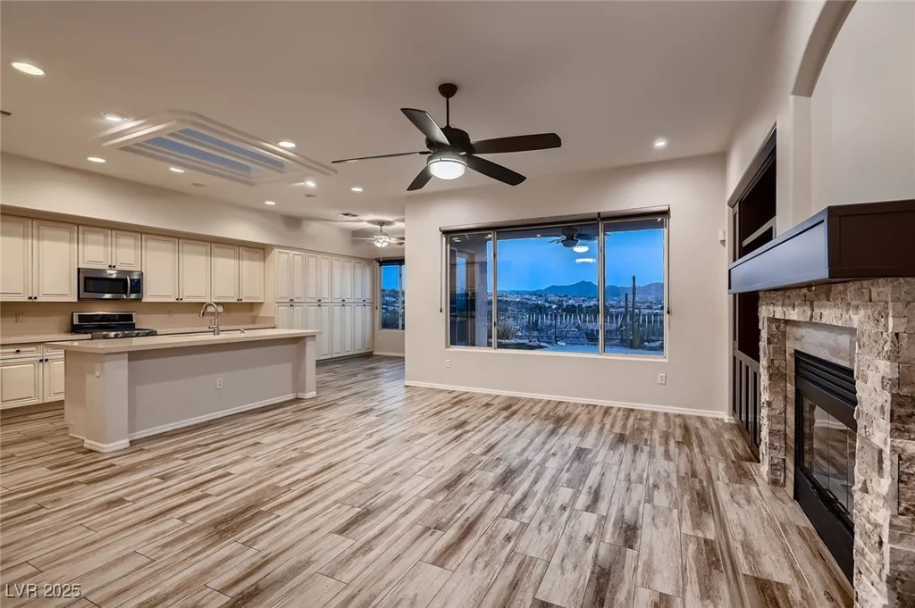3058 Sumter Valley, Henderson, NV 89052
