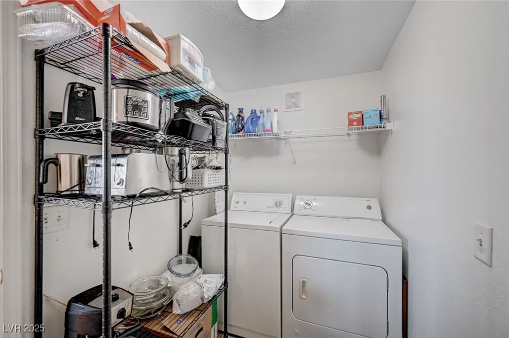 9975 Peace, Las Vegas, NV 89147