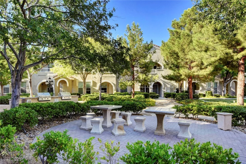 9975 Peace, Las Vegas, NV 89147