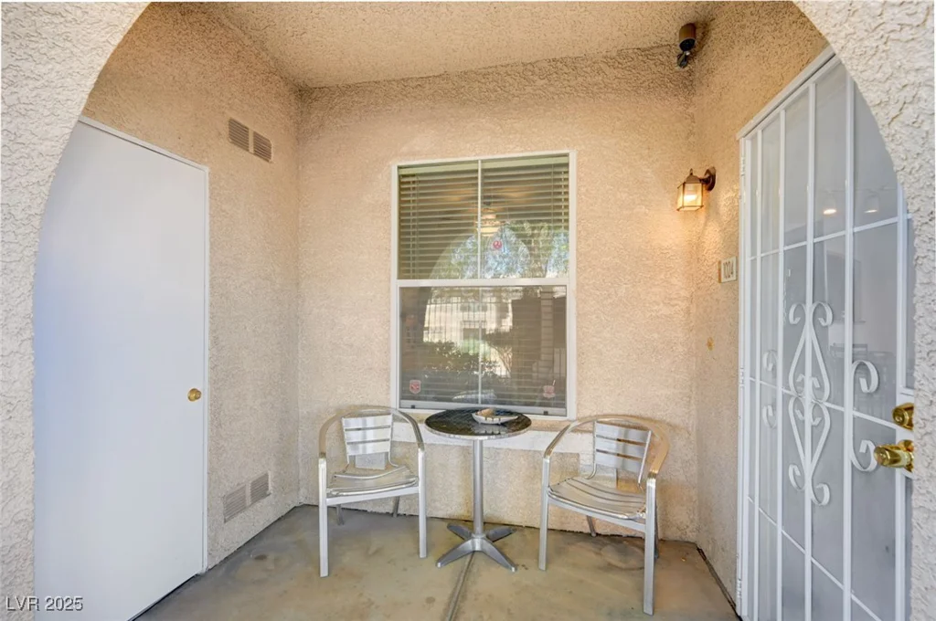 9975 Peace, Las Vegas, NV 89147