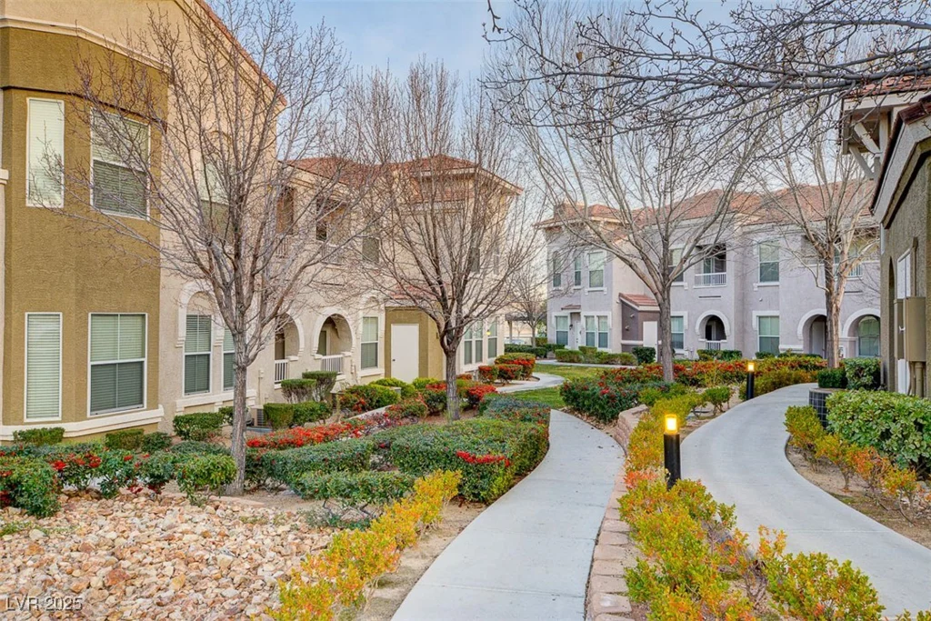 9975 Peace, Las Vegas, NV 89147