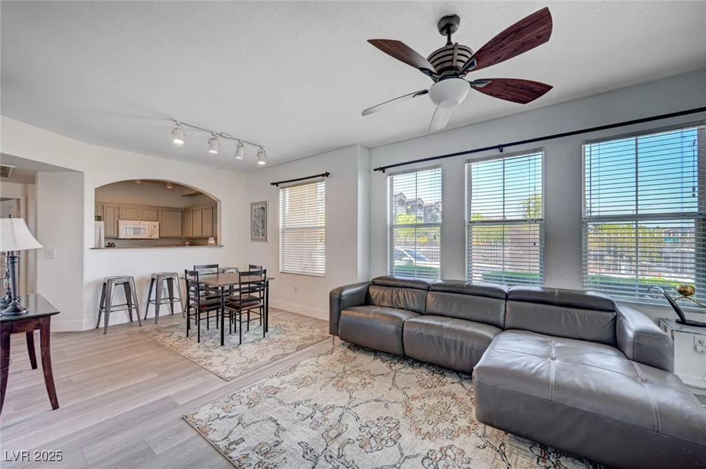 9975 Peace, Las Vegas, NV 89147