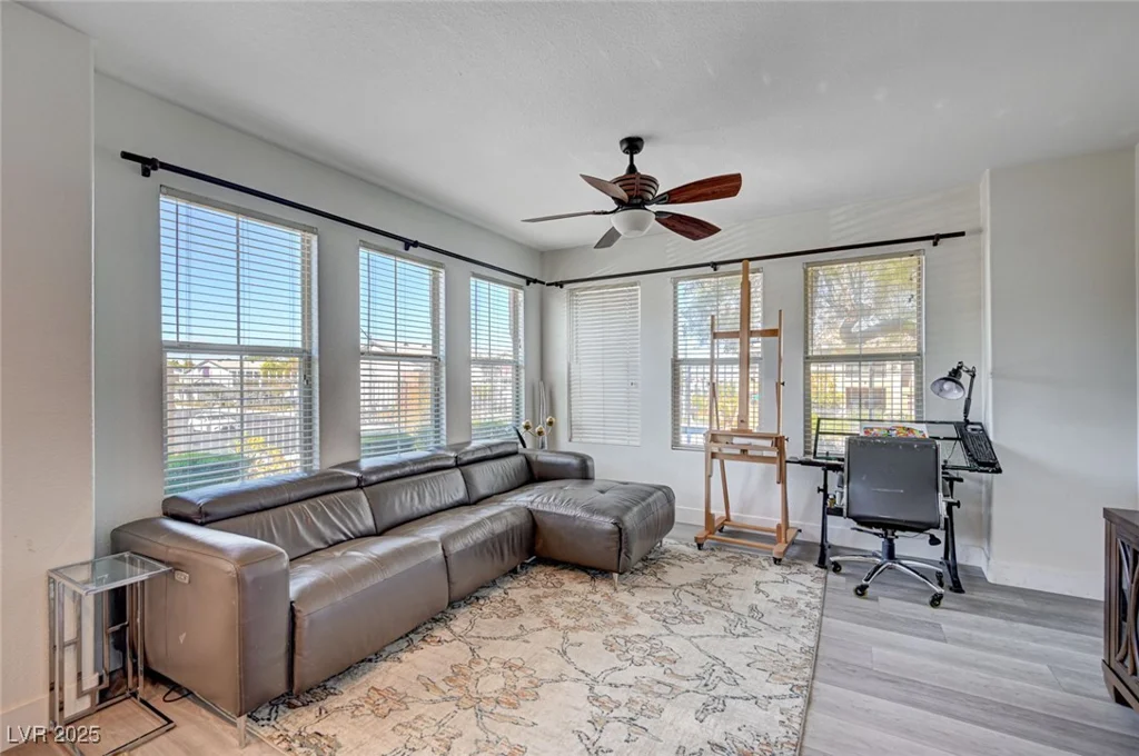 9975 Peace, Las Vegas, NV 89147