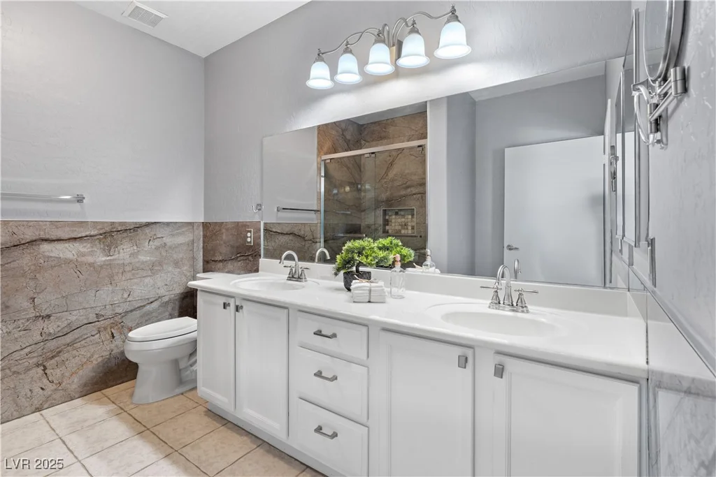 6635 Caporetto, North Las Vegas, NV 89084