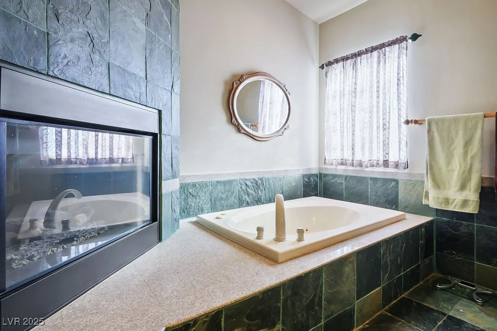 816 Sandsprings, Henderson, NV 89011