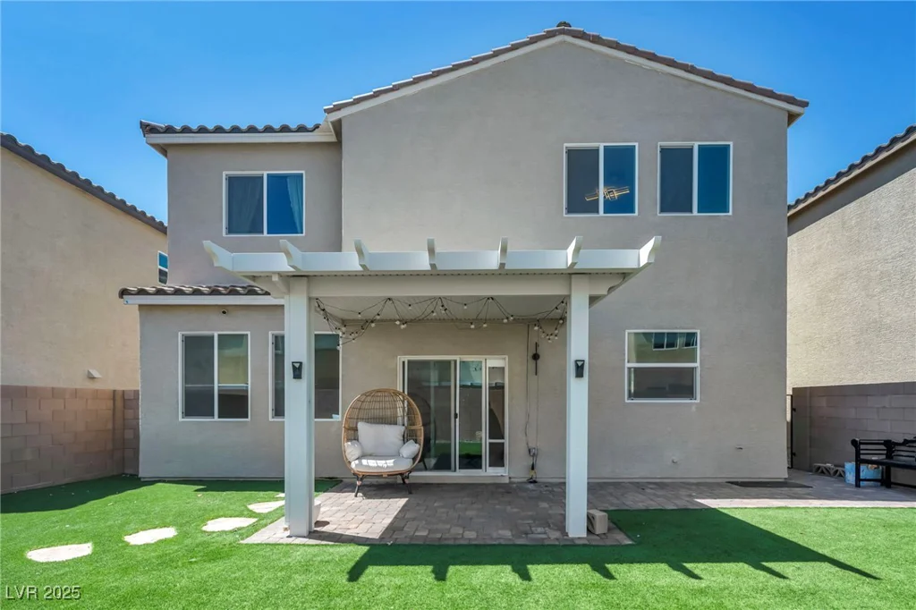 2024 Mystic Wave, North Las Vegas, NV 89031