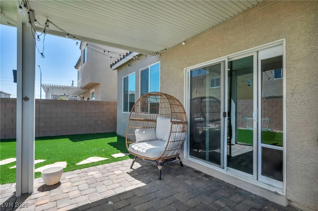 2024 Mystic Wave, North Las Vegas, NV 89031