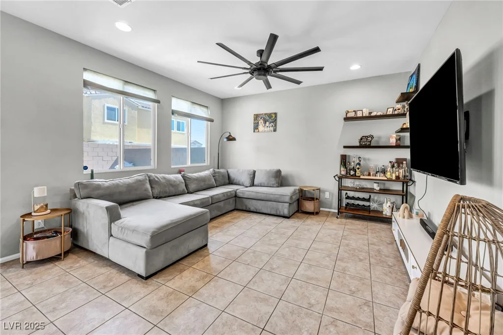 2024 Mystic Wave, North Las Vegas, NV 89031