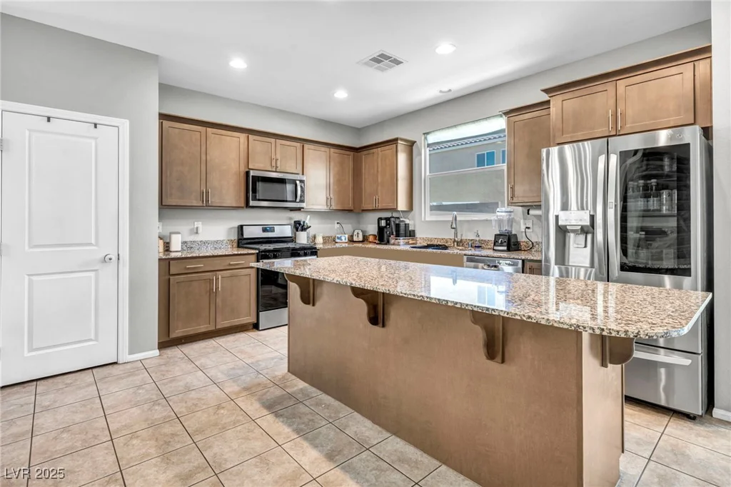 2024 Mystic Wave, North Las Vegas, NV 89031
