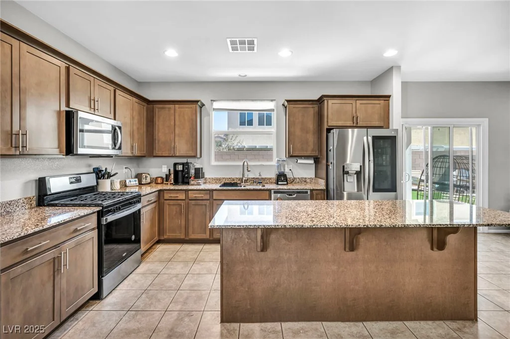 2024 Mystic Wave, North Las Vegas, NV 89031