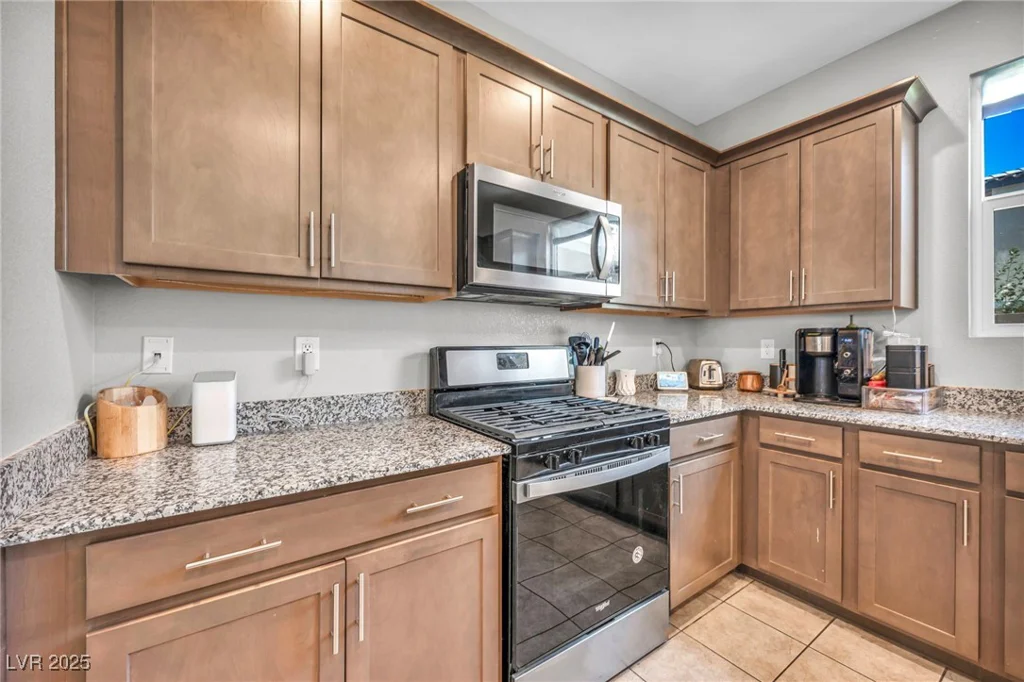 2024 Mystic Wave, North Las Vegas, NV 89031