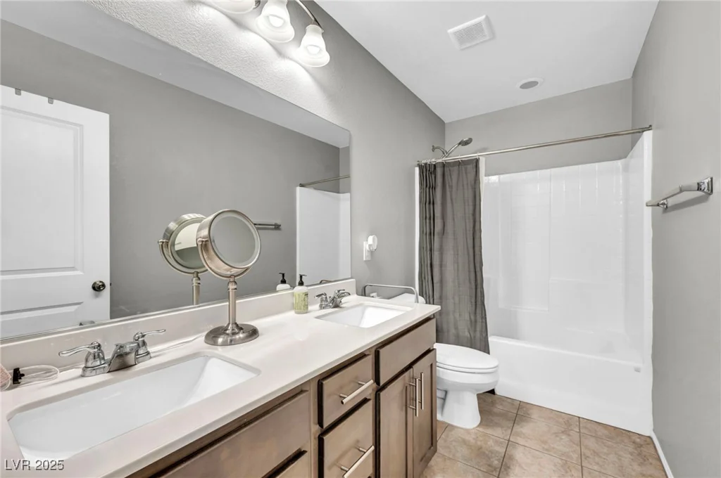 2024 Mystic Wave, North Las Vegas, NV 89031
