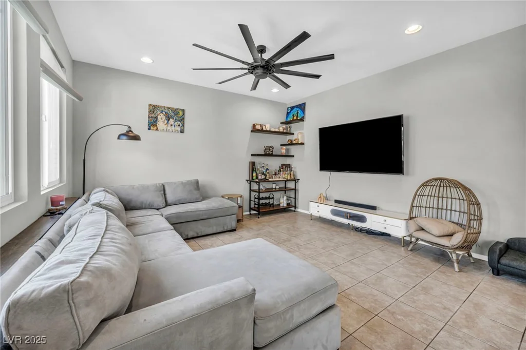 2024 Mystic Wave, North Las Vegas, NV 89031