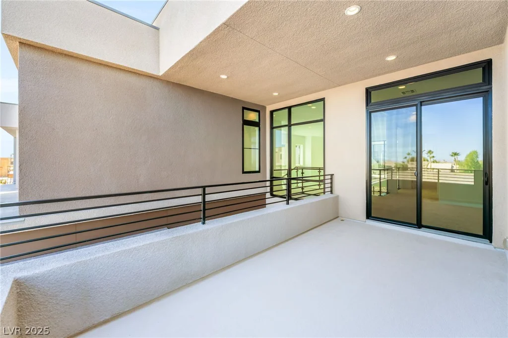 4853 Shady Ridge, Las Vegas, NV 89135
