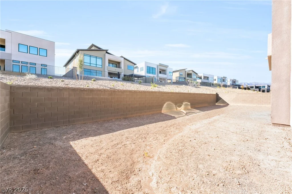 4853 Shady Ridge, Las Vegas, NV 89135