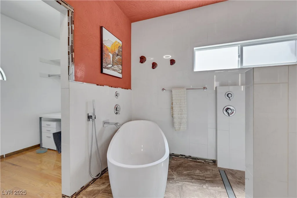 7909 Canoe, Las Vegas, NV 89145