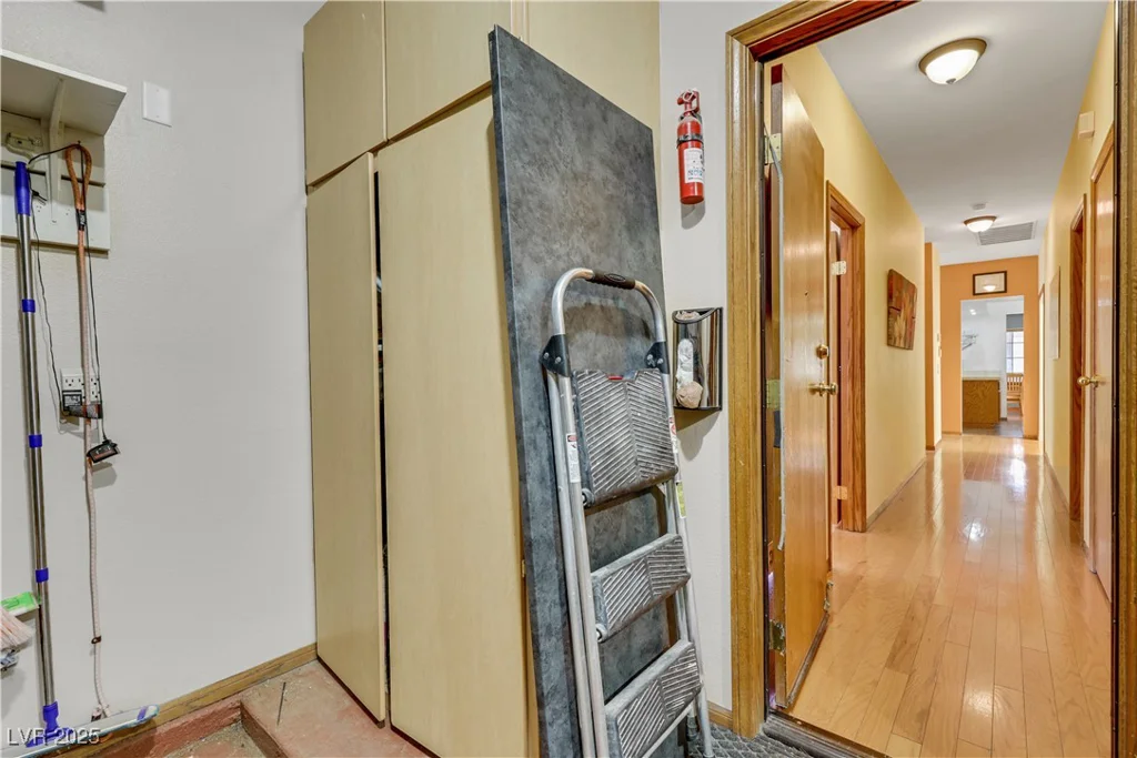 7909 Canoe, Las Vegas, NV 89145