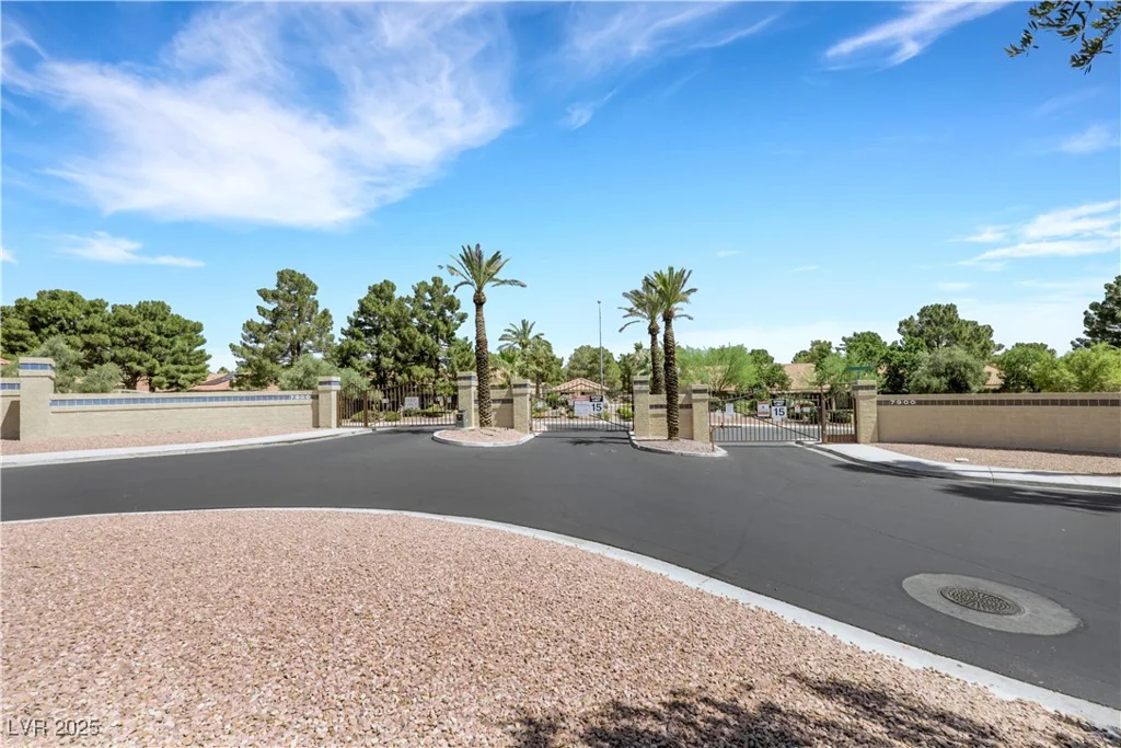 7909 Canoe, Las Vegas, NV 89145