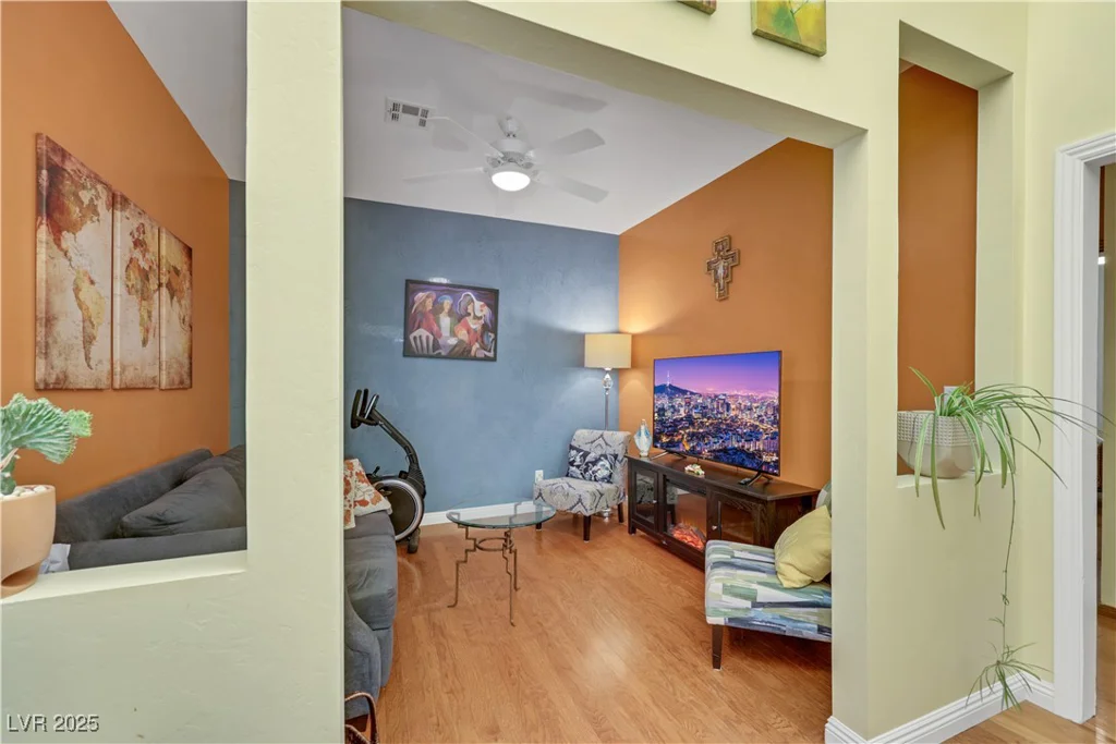 7909 Canoe, Las Vegas, NV 89145