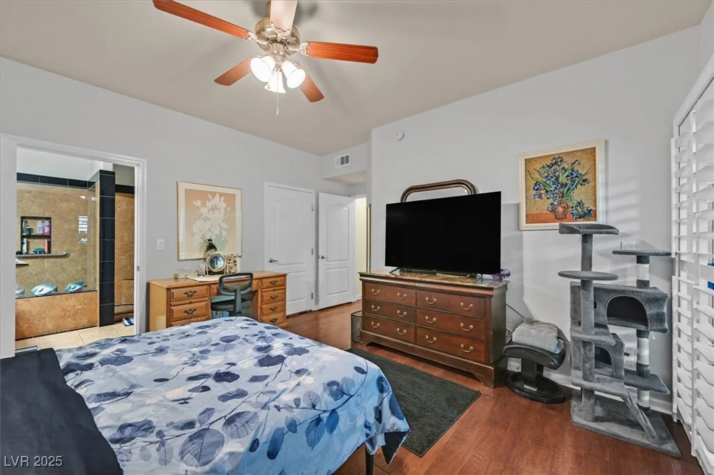 10205 Camborne, Las Vegas, NV 89144