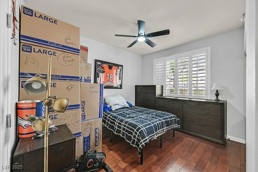 10205 Camborne, Las Vegas, NV 89144