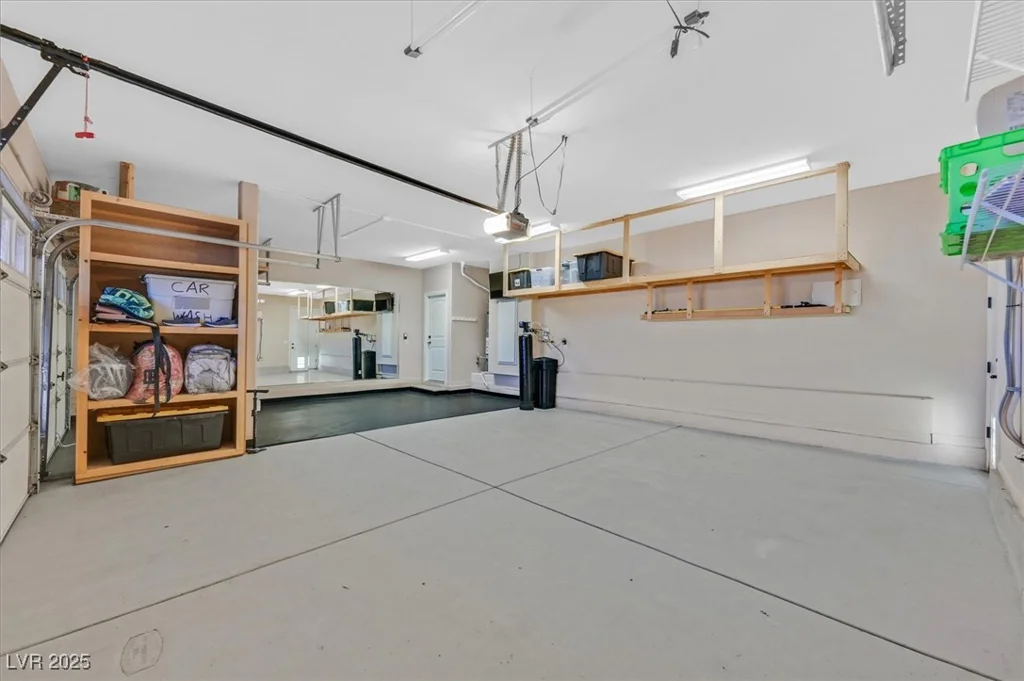 7033 Twin Forks Peak, Las Vegas, NV 89166