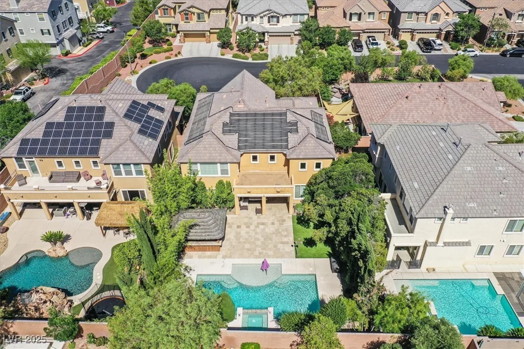 7033 Twin Forks Peak, Las Vegas, NV 89166