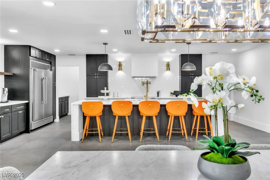 3189 Montecito, Las Vegas, NV 89120