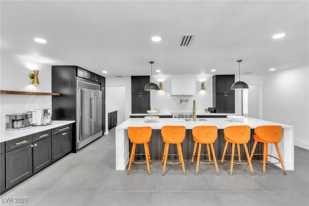 3189 Montecito, Las Vegas, NV 89120