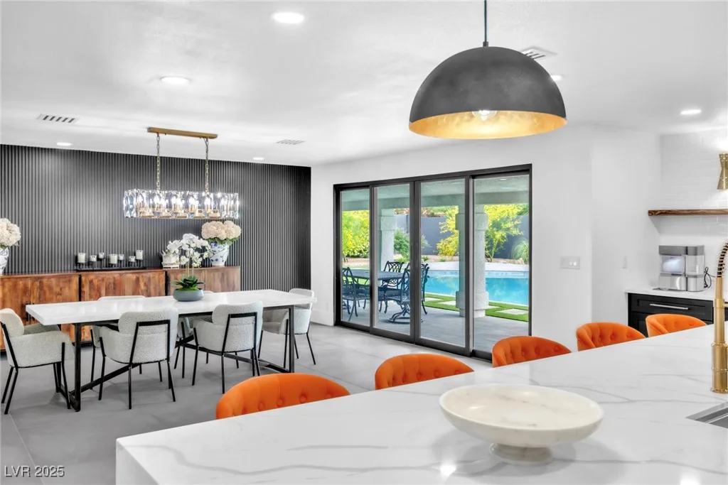 3189 Montecito, Las Vegas, NV 89120