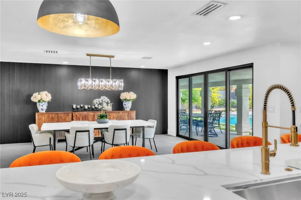 3189 Montecito, Las Vegas, NV 89120