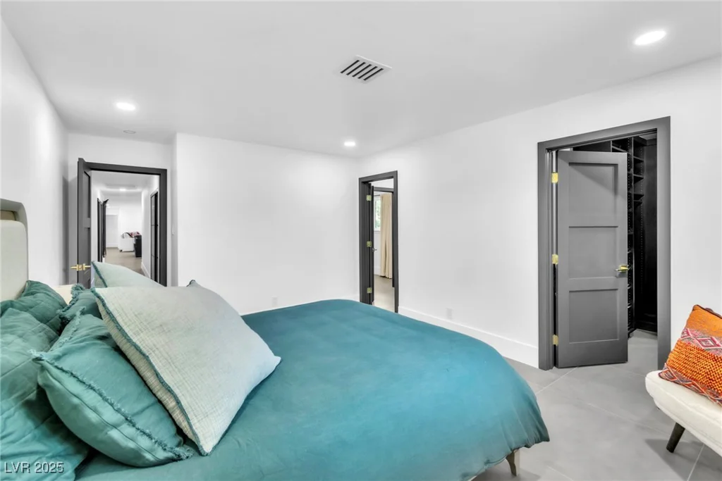 3189 Montecito, Las Vegas, NV 89120