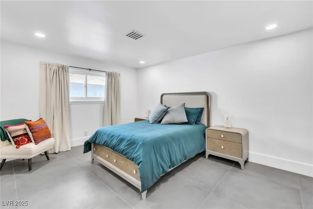 3189 Montecito, Las Vegas, NV 89120