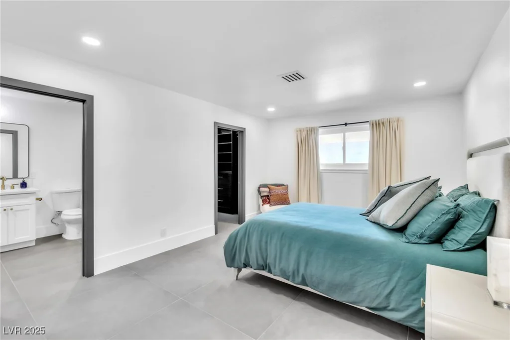 3189 Montecito, Las Vegas, NV 89120