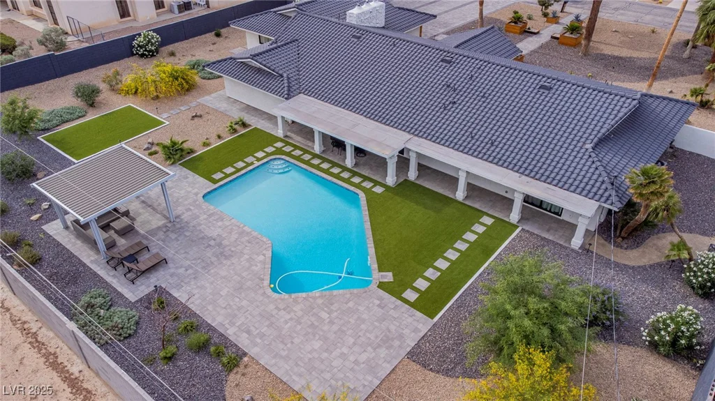 3189 Montecito, Las Vegas, NV 89120