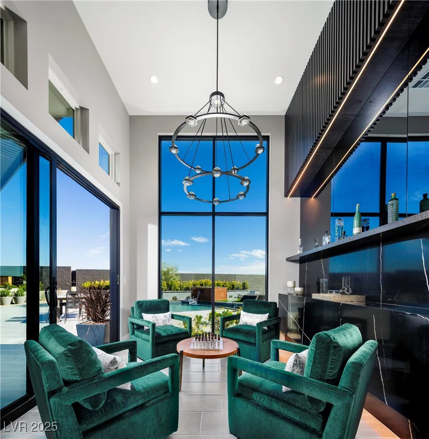 10848 Vista Altura, Las Vegas, NV 89135