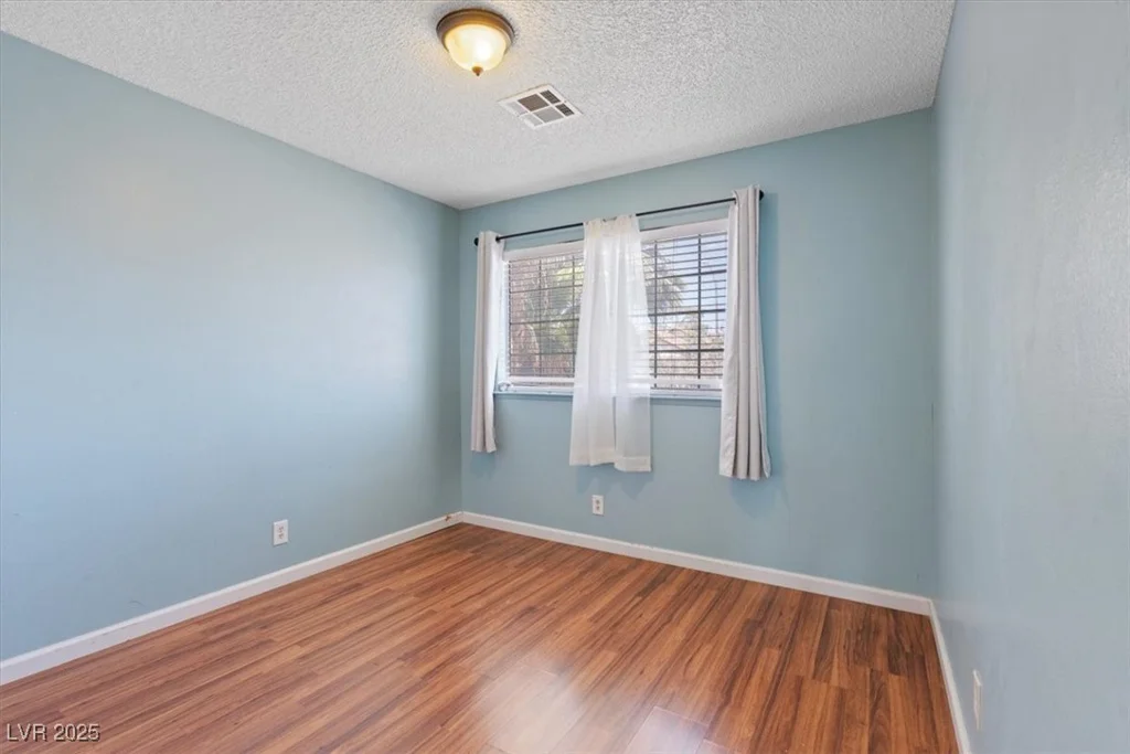 1711 Ember Glow, Las Vegas, NV 89119