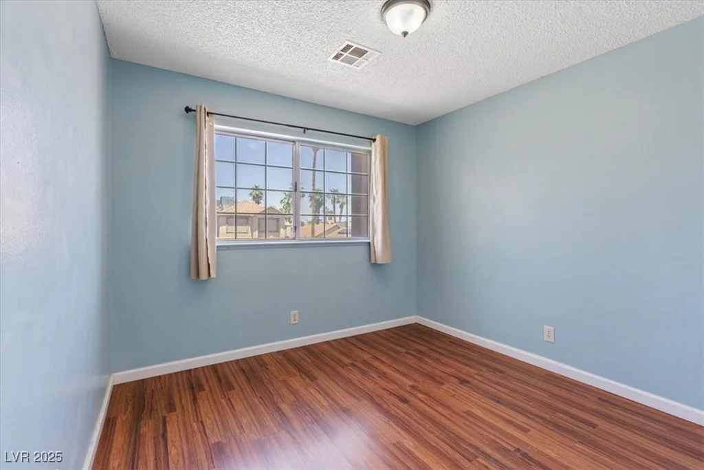 1711 Ember Glow, Las Vegas, NV 89119