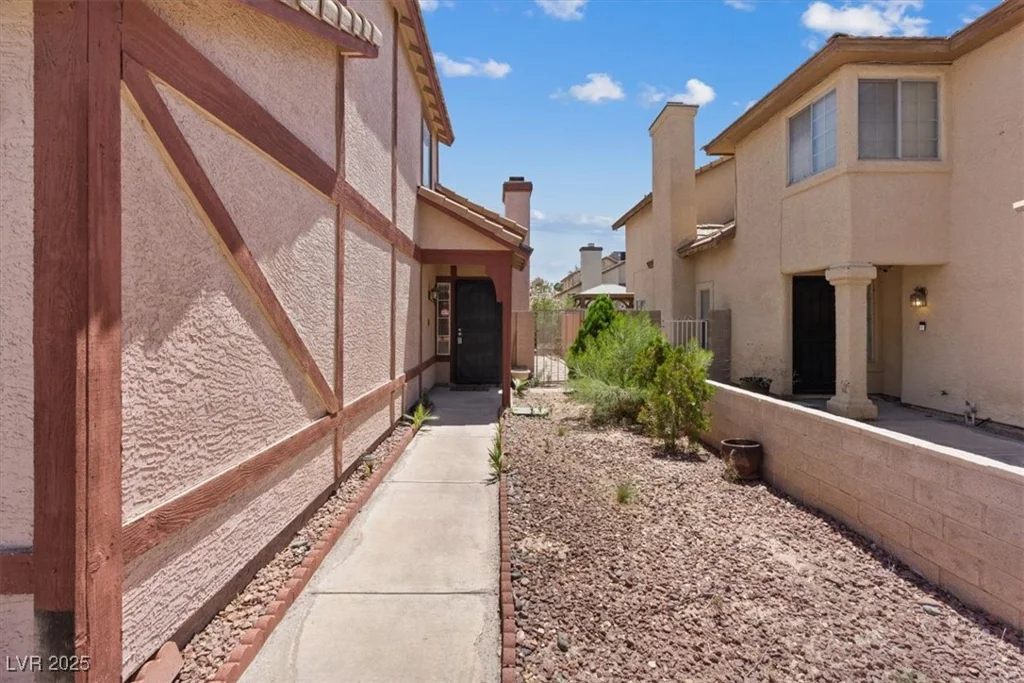 1711 Ember Glow, Las Vegas, NV 89119