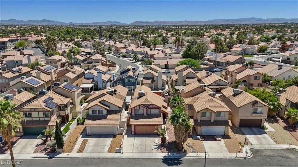 1711 Ember Glow, Las Vegas, NV 89119