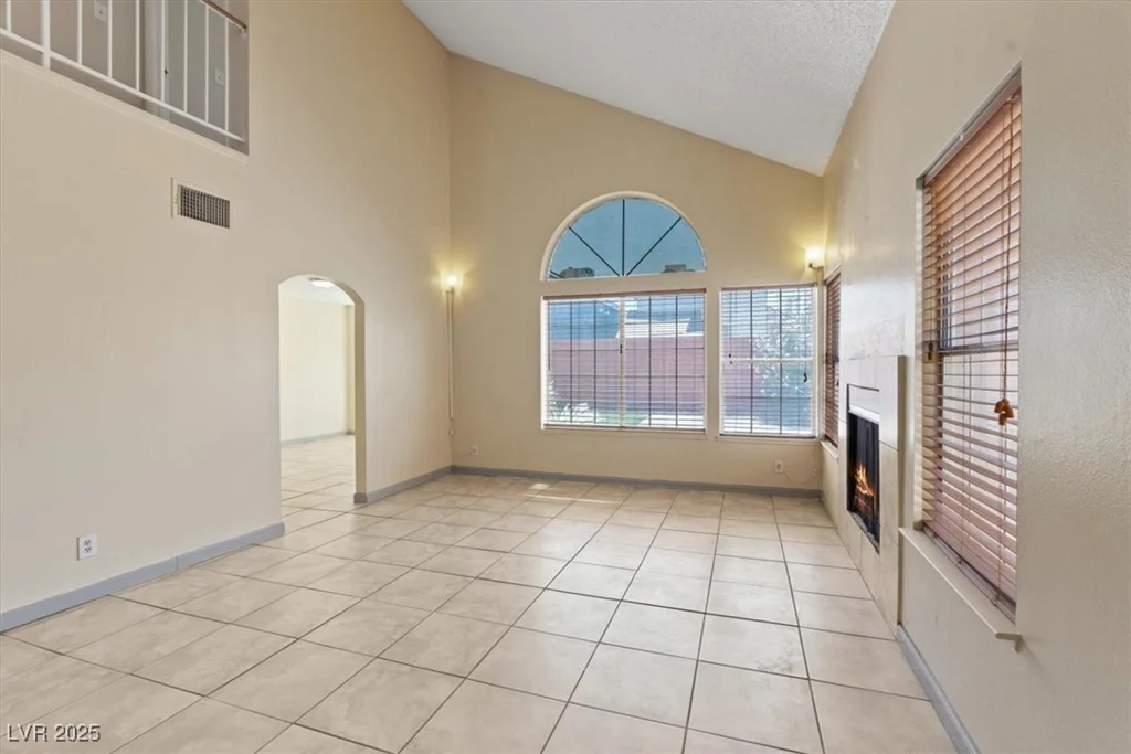 1711 Ember Glow, Las Vegas, NV 89119