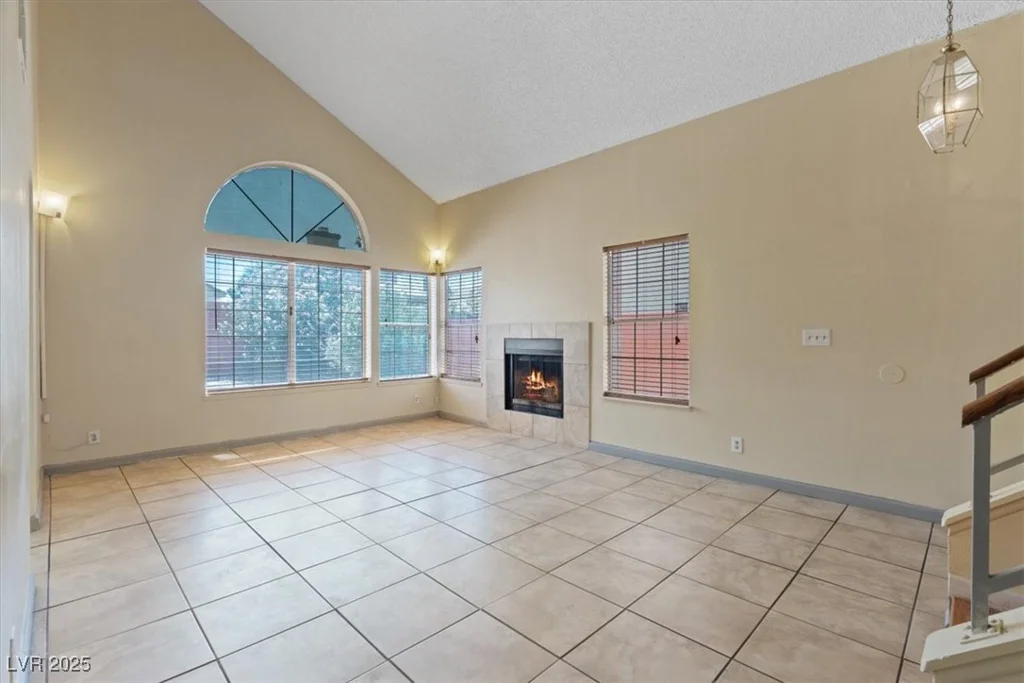 1711 Ember Glow, Las Vegas, NV 89119