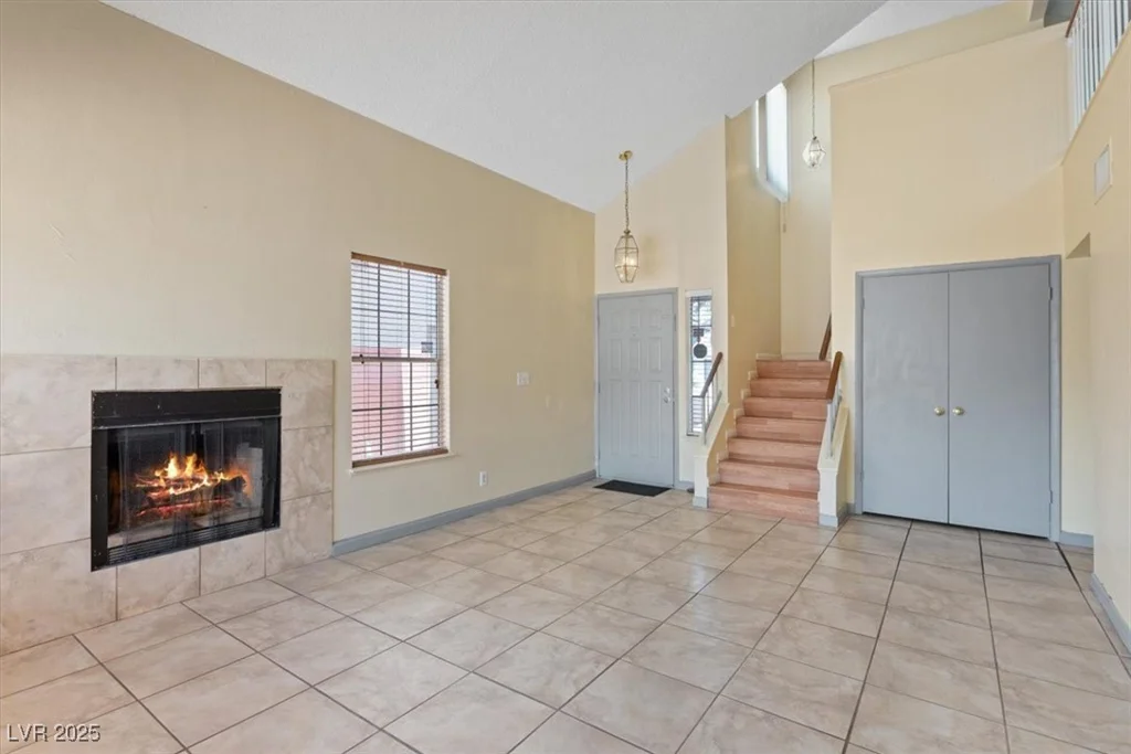 1711 Ember Glow, Las Vegas, NV 89119