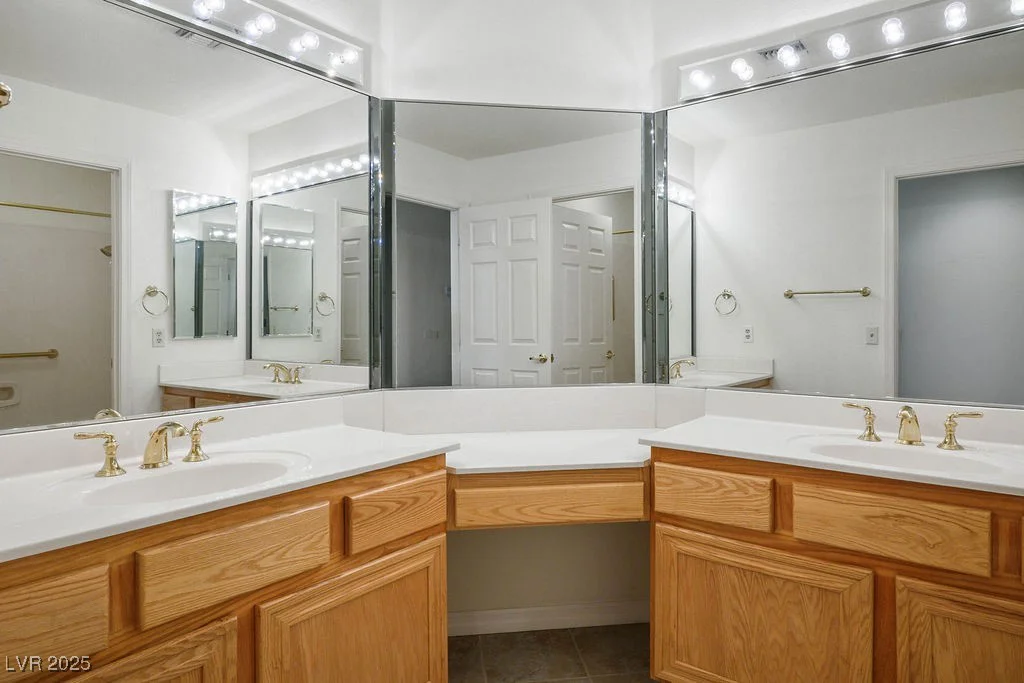 9704 Brawley, Las Vegas, NV 89134