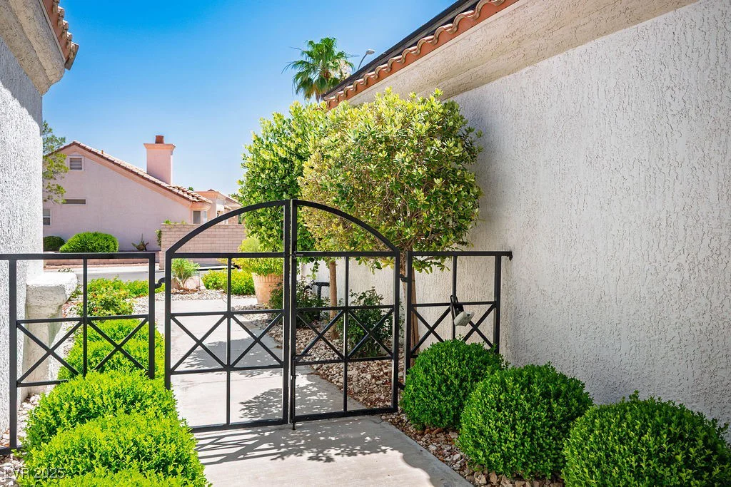 9704 Brawley, Las Vegas, NV 89134