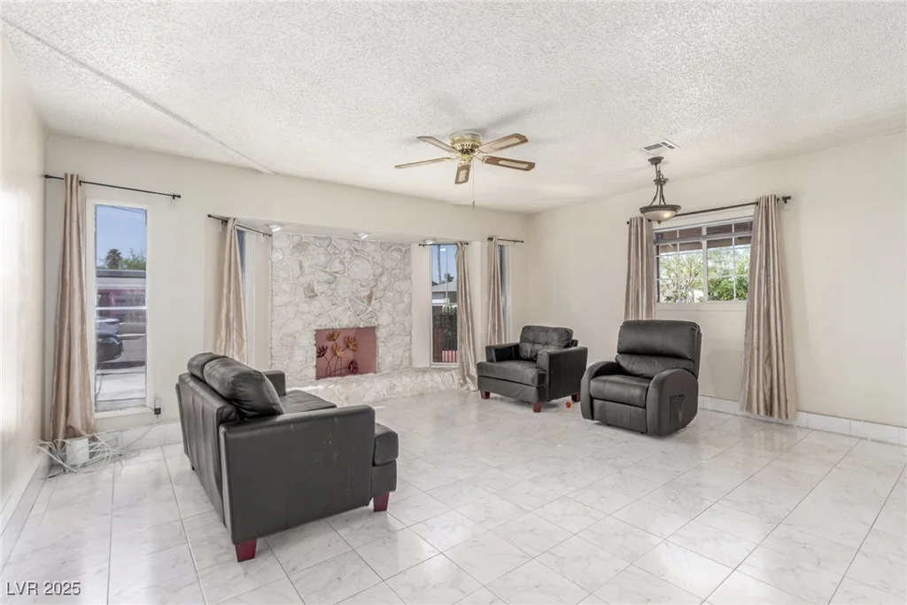 2254 Florence, Las Vegas, NV 89119