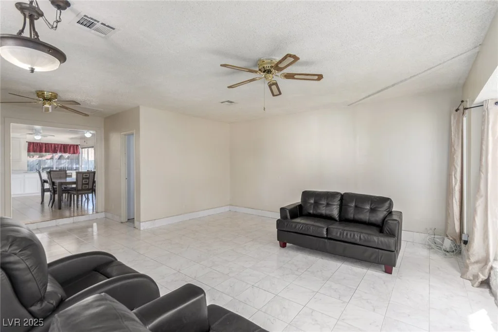2254 Florence, Las Vegas, NV 89119