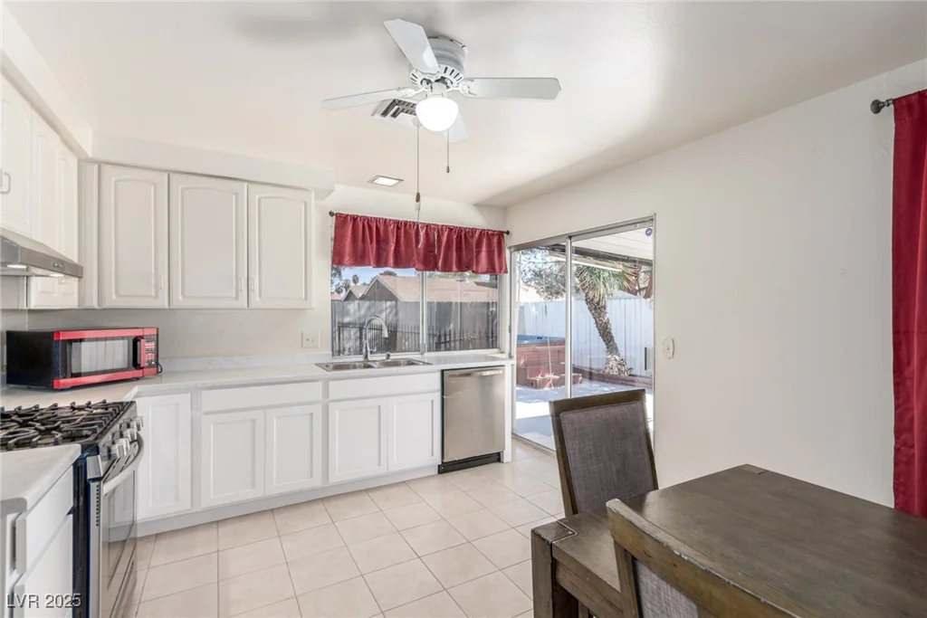 2254 Florence, Las Vegas, NV 89119